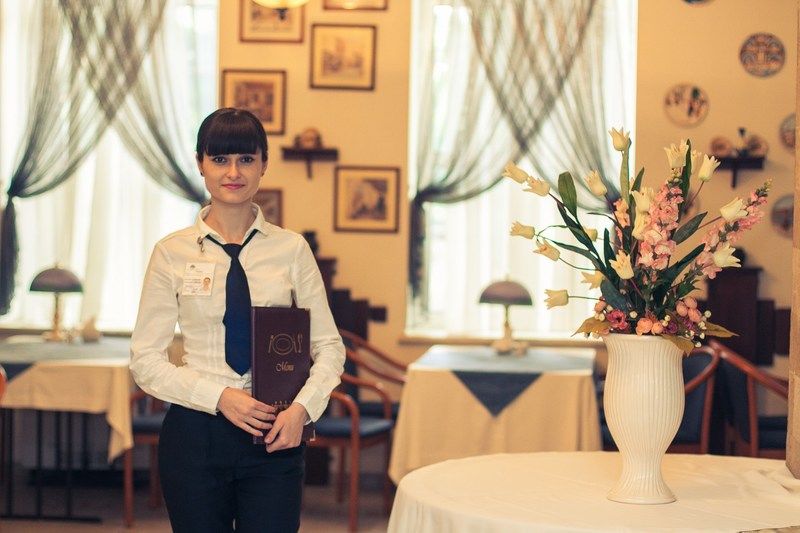 Mesogios Hotel Кишинев Екстериор снимка