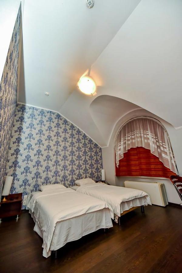 Mesogios Hotel Кишинев Екстериор снимка
