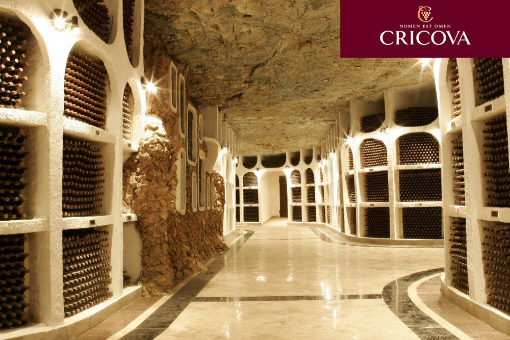 Mesogios Hotel Кишинев Екстериор снимка