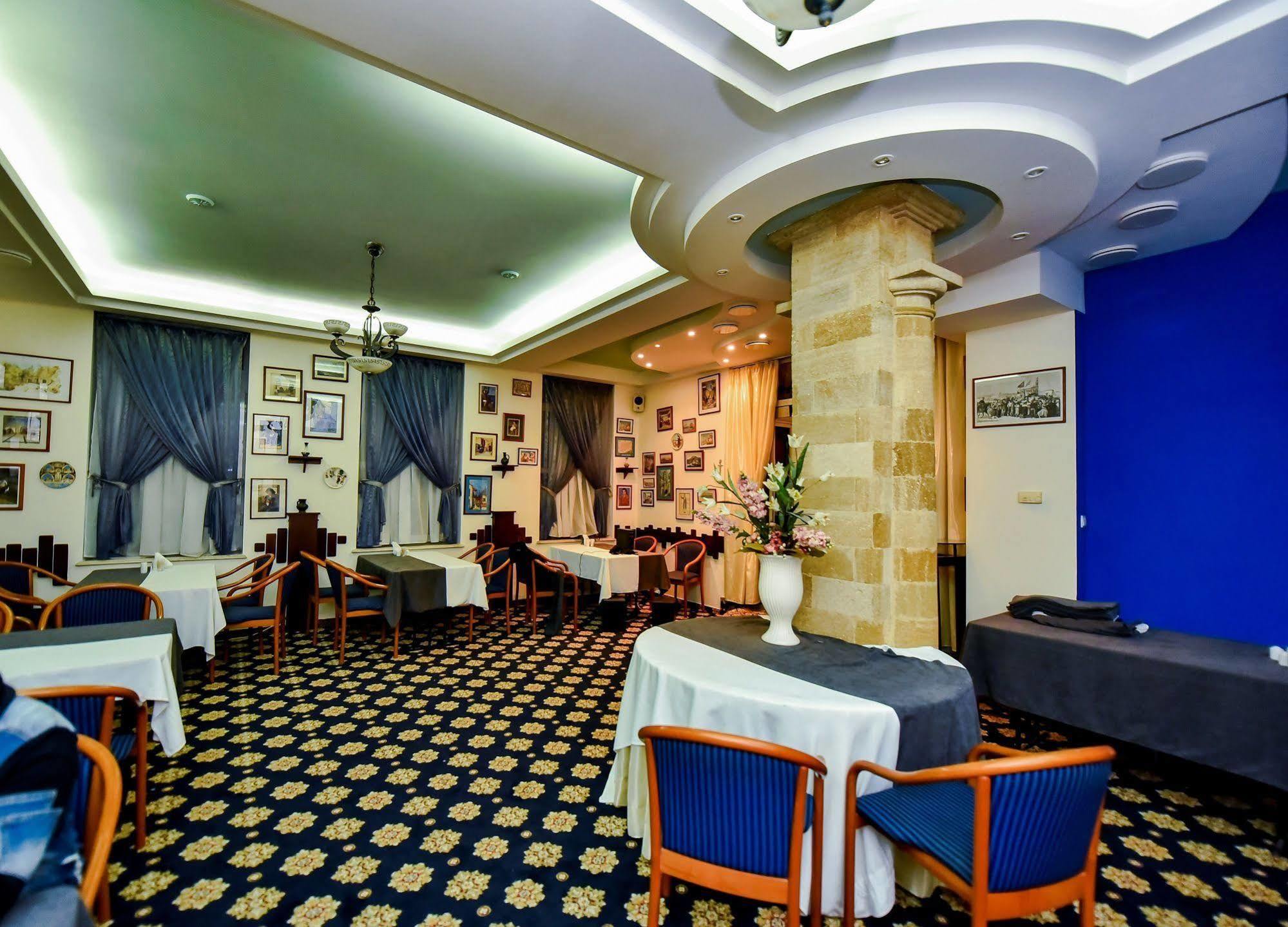 Mesogios Hotel Кишинев Екстериор снимка